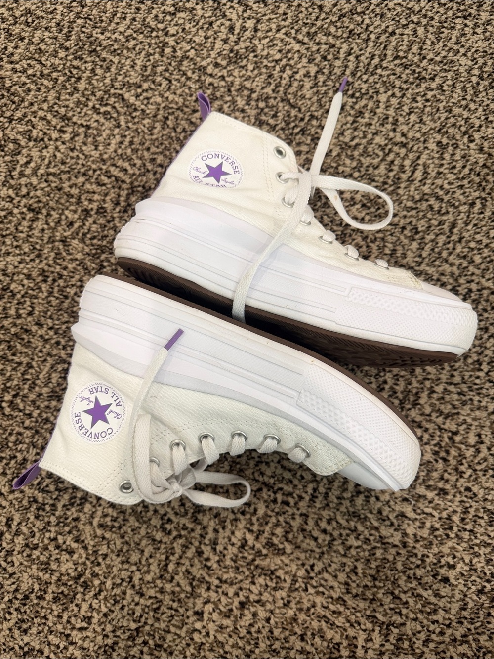 Converse girls White High-Top Sneakers with Purple Pull Tabs - Picture 2 of 9